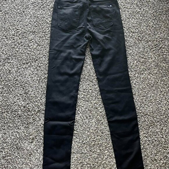 Black Wallflower Ultra Fit Mid Rise Womens 5 Long Strechy Mom Jeans - Picture 7 of 7